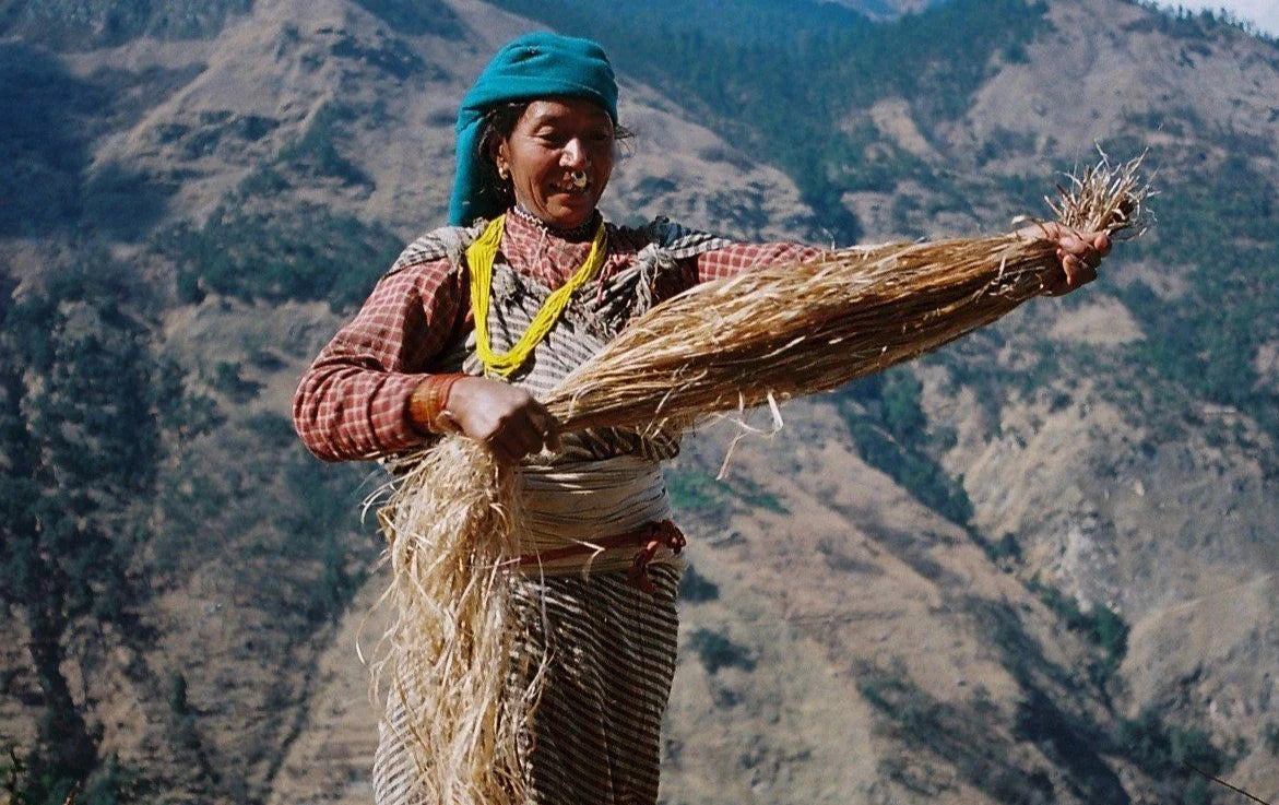 Nepalese woman artisan part of Hemper, a B Corp creating regenerative solutions for today’s textile industry challenges and promoting sustainable consumption