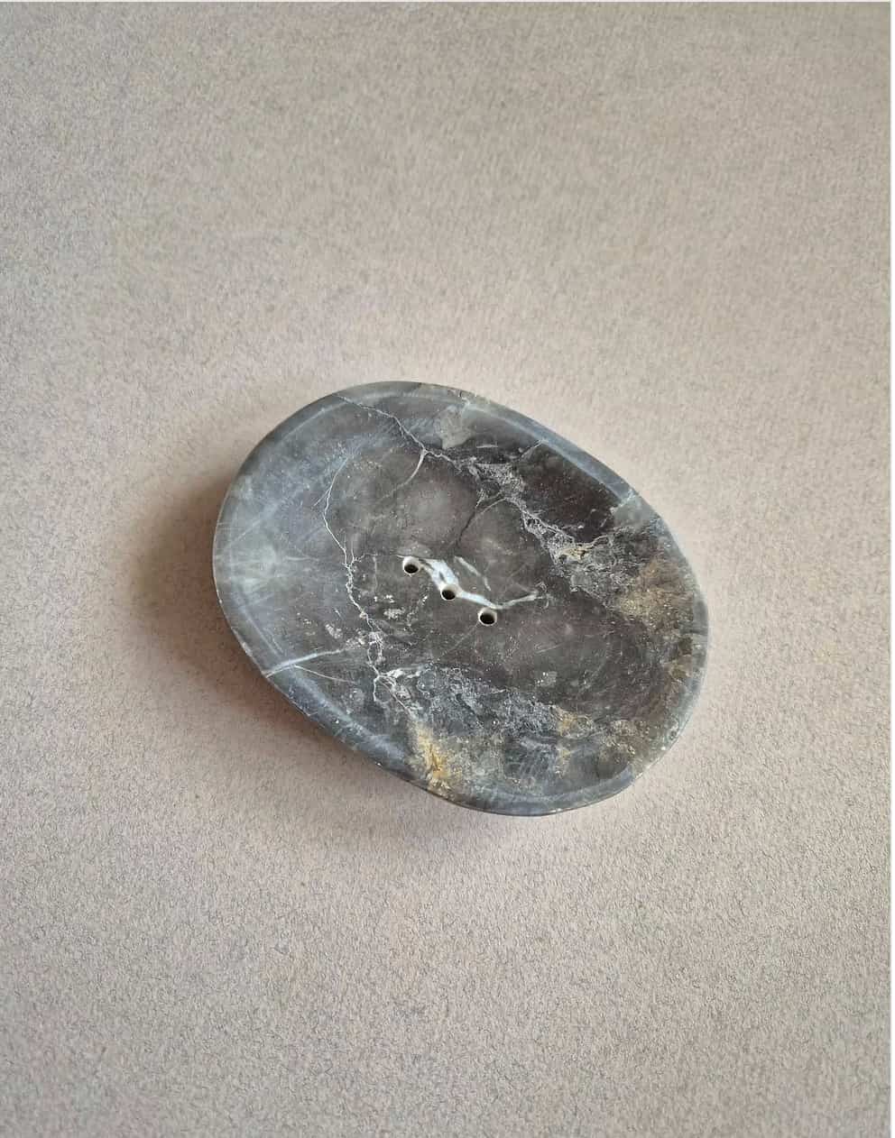 Black marble soap dish