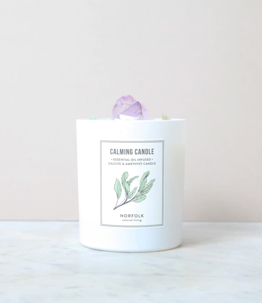 Gemstone aromatherapy candle with Amethyst and Green Calcite