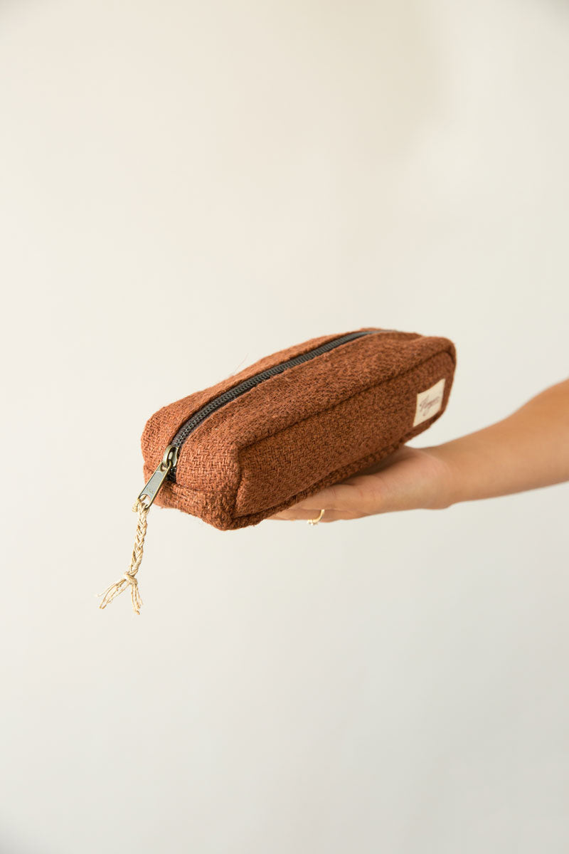 eco friendly hemp pencil case made from natural hemp for conferences and employee gifting