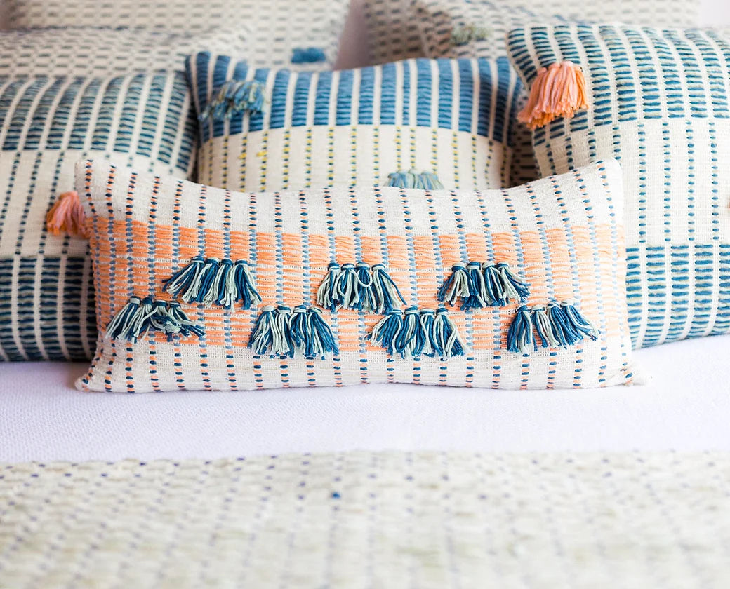 Handwoven lumbar pillow cover