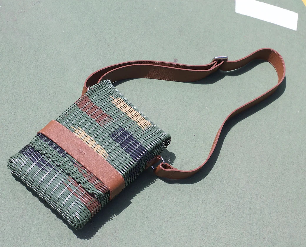 Handwoven upcycled messenger bag • Corporate gifts for clients