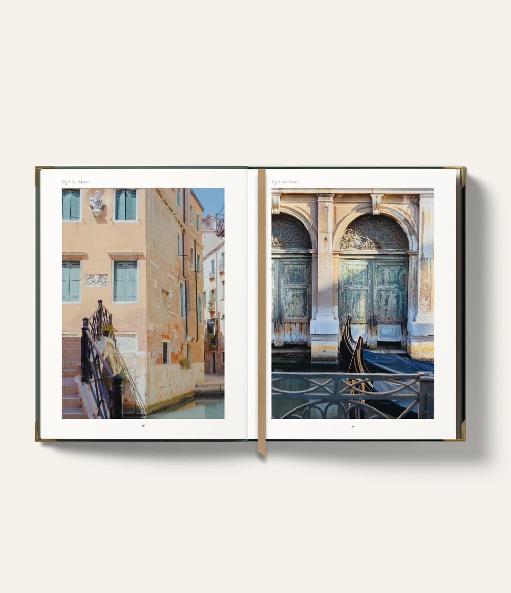 Venice Travel Guide, page showing photos of Venice